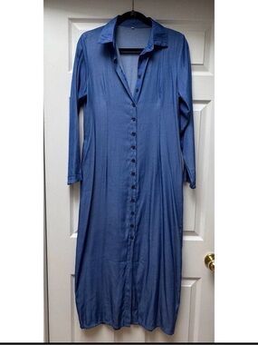 Royal Blue Button-Down Maxi Dress, size Medium